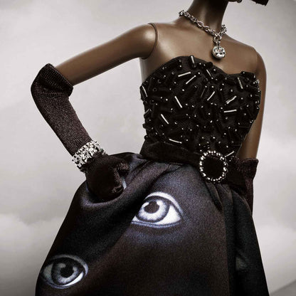 Black and White Surrealist Ball Mark Ryden x Barbie Doll - Bộ 2 Búp Bê Sưu Tầm Cao Cấp - Barbie Signature - Góc nhìn khác 3