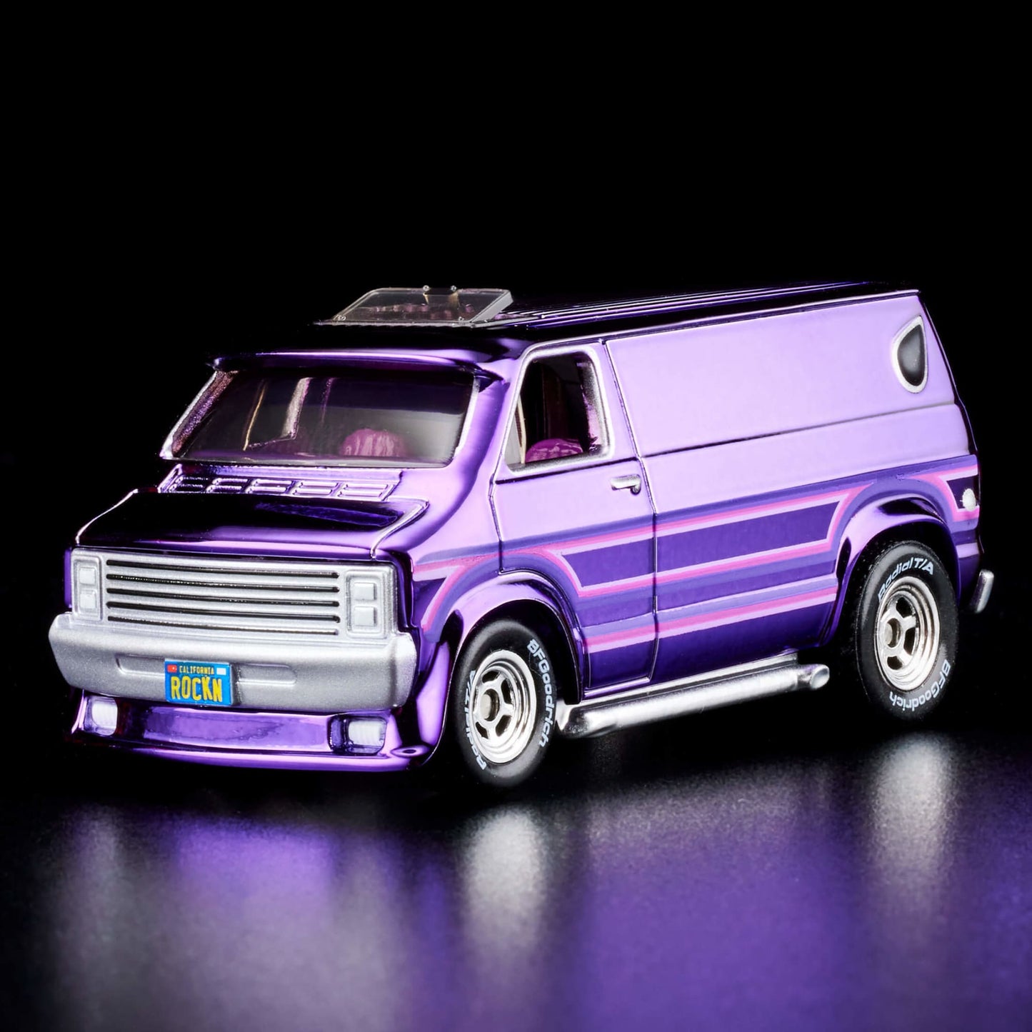 RLC Exclusive ‘70s Dodge Tradesman Van Xe Mô Hình Hot Wheels - Hình ảnh sản phẩm