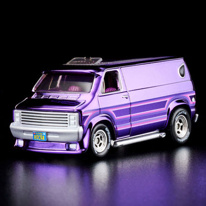 RLC Exclusive ‘70s Dodge Tradesman Van Xe Mô Hình Hot Wheels - Hình ảnh sản phẩm