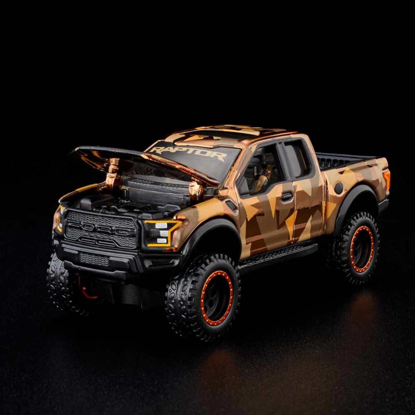 HWC Special Editions ’17 Ford Raptor - Mô hình xe bán tải địa hình Hot Wheels - Góc nhìn khác 3