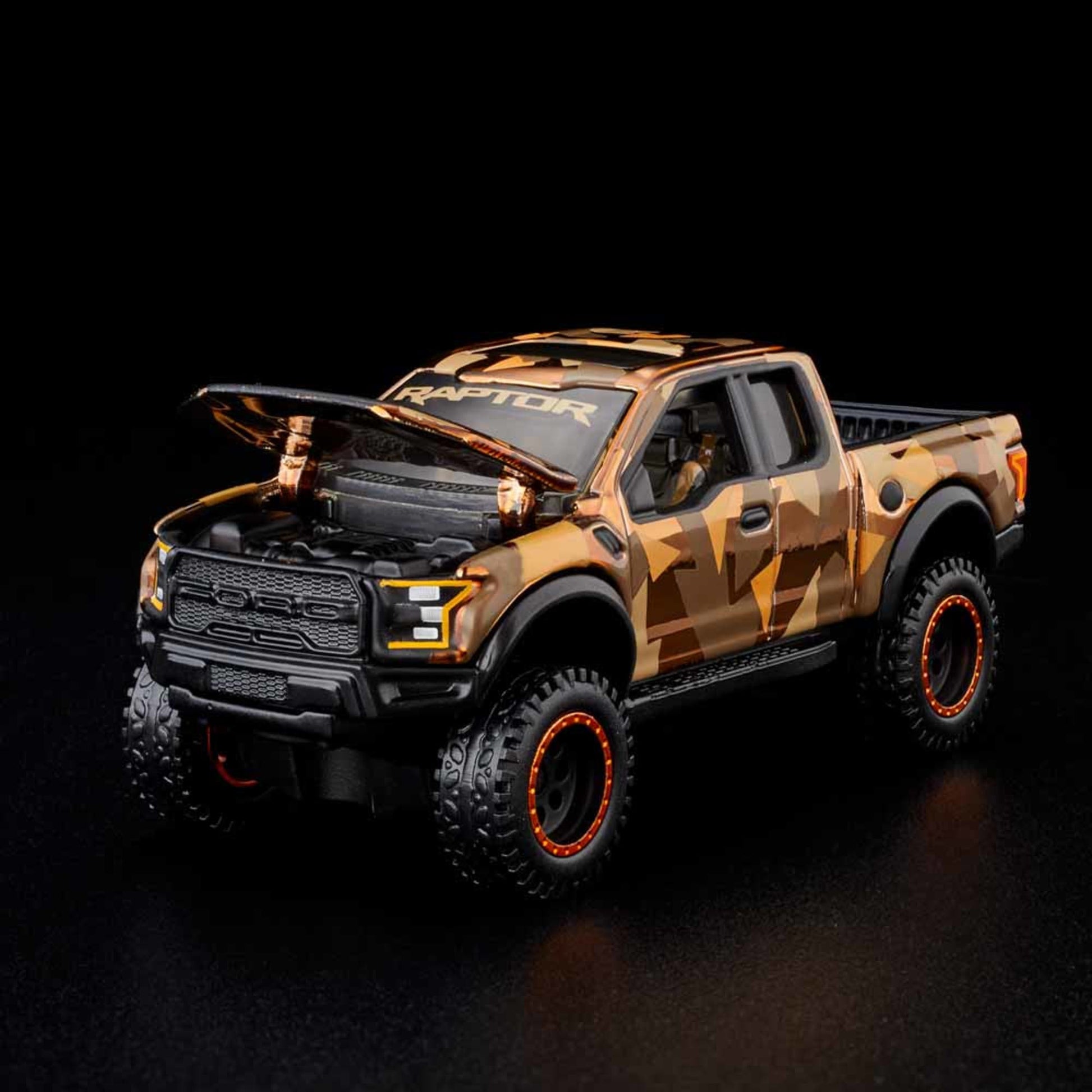 HWC Special Editions ’17 Ford Raptor - Mô hình xe bán tải địa hình Hot Wheels - Góc nhìn khác 3