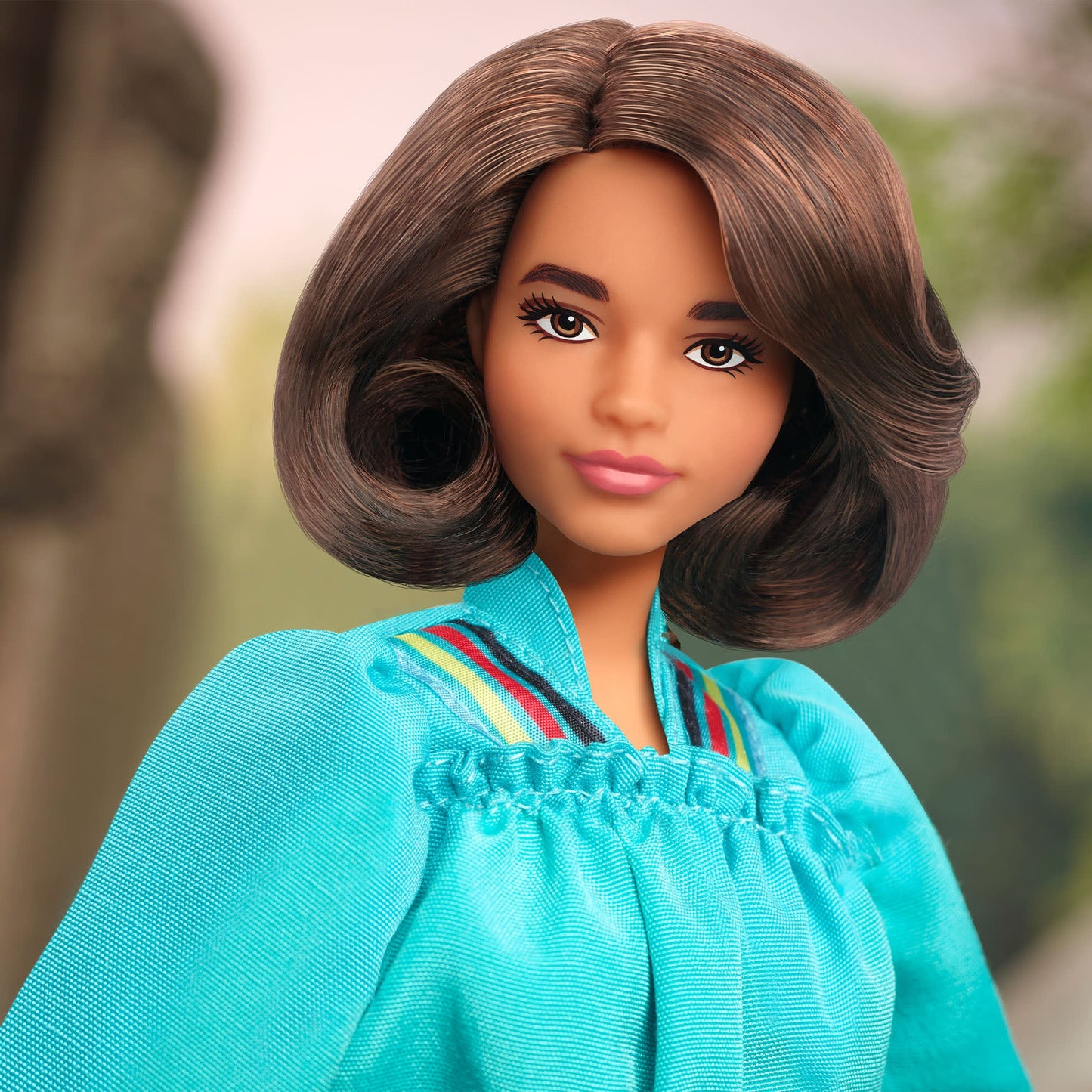 Barbie Inspiring Women Principal Chief Wilma Mankiller Doll - Búp Bê Sưu Tầm Barbie Signature - Hình ảnh bổ sung 6