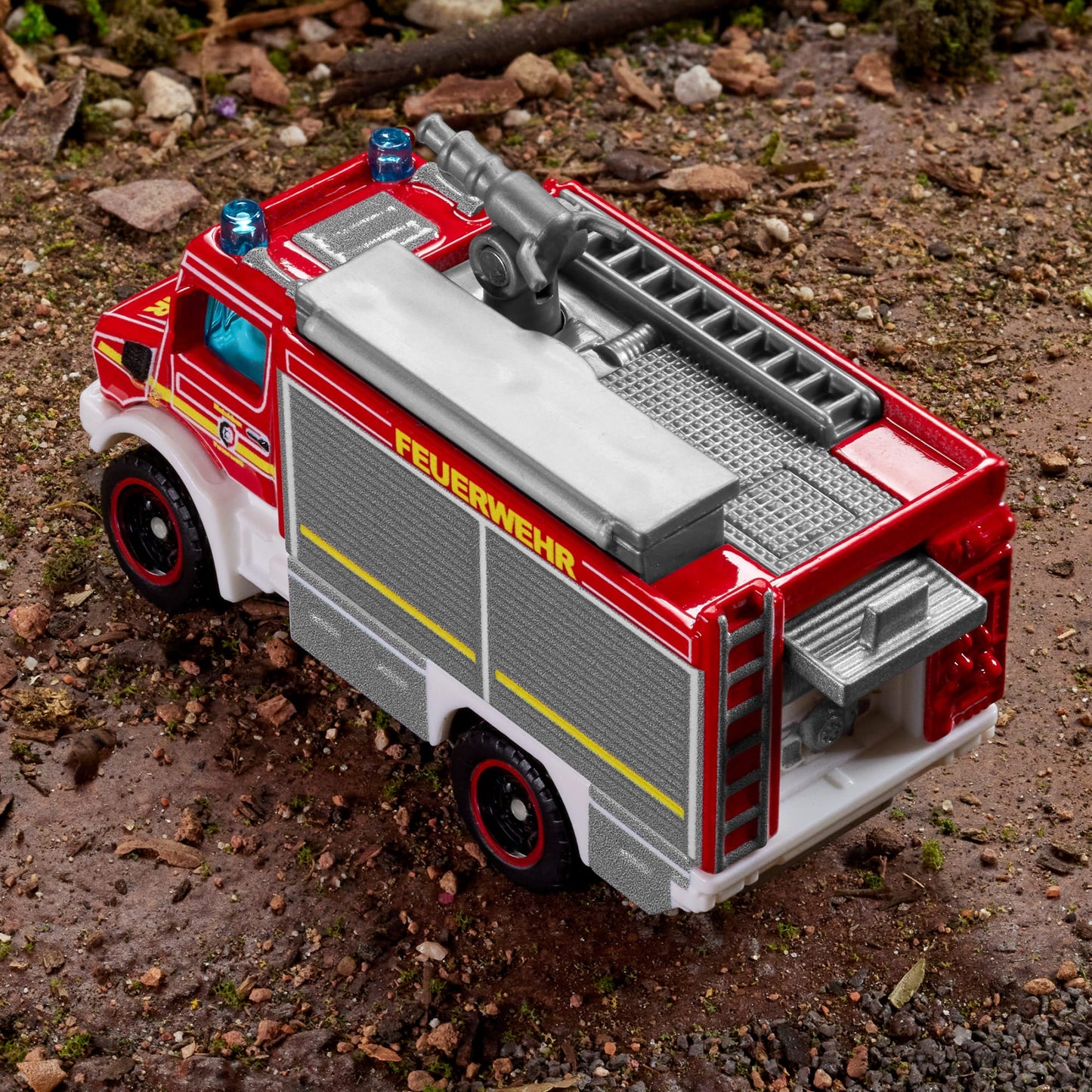 Matchbox Collectors Mercedes-Benz Unimog Fire Truck - Xe Cứu Hỏa Mô Hình Kim Loại Cao Cấp Matchbox - ảnh 2 - Die-cast Model V