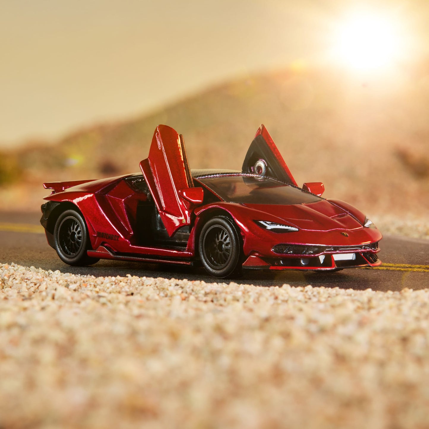 Matchbox Lamborghini Centenario Mô Hình Siêu Xe Tỉ Lệ 1:64 Matchbox - Góc nhìn khác 3
