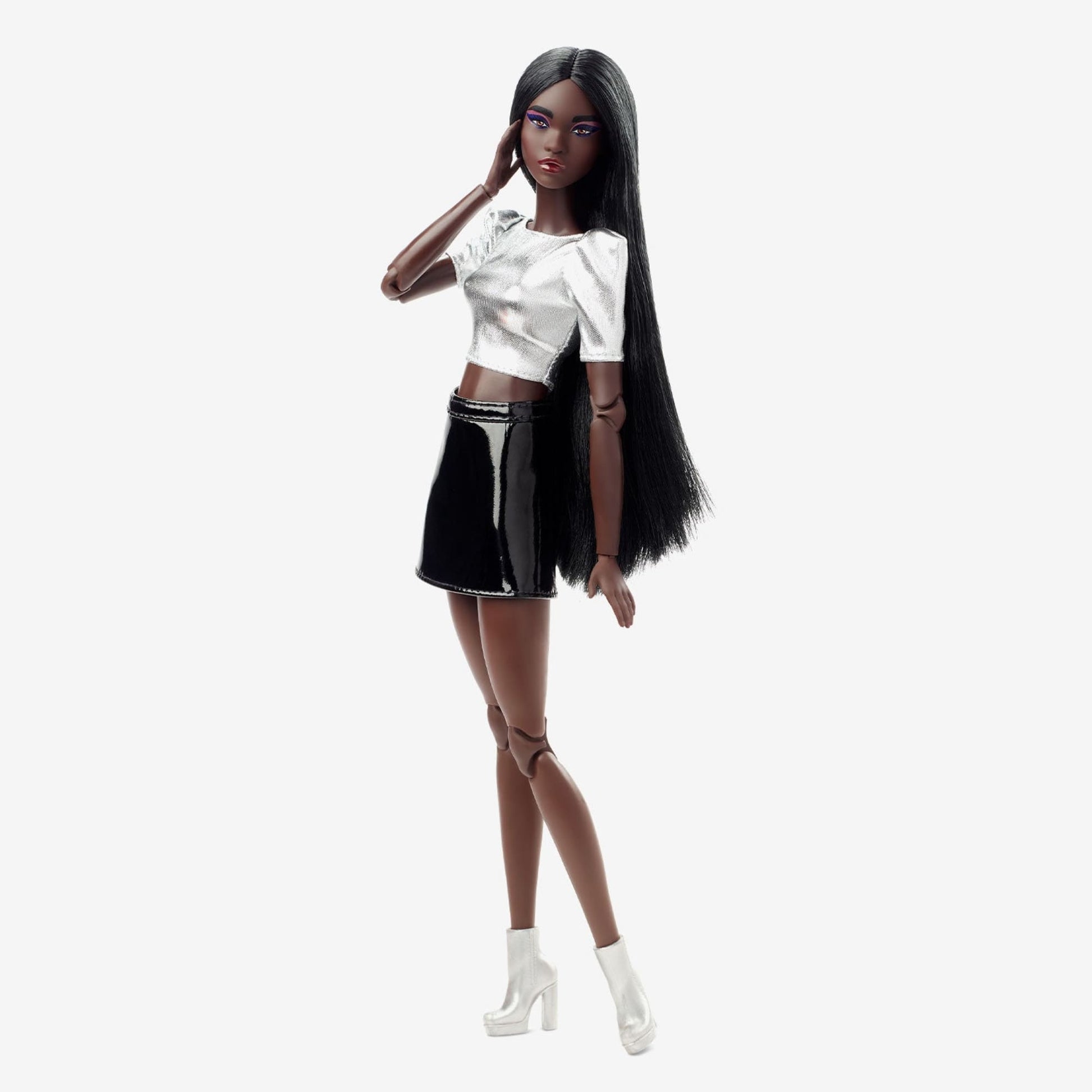 Barbie Signature Barbie Looks Doll (Tall, Dark Brown) - Búp Bê Sưu Tầm Made to Move Cao Cấp - Barbie Signature - Góc nhìn khác 3