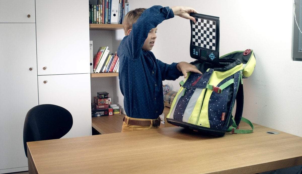 Millennium Chess Champion (Master II) - Máy chơi cờ vua điện tử thông minh - Millennium Millennium - ảnh 1 - Electronic Chess