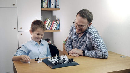 Millennium Chess Computer - Chess Genius NEW Edition | Máy Chơi Cờ Vua Điện Tử Thông Minh Millennium - Góc nhìn khác 3
