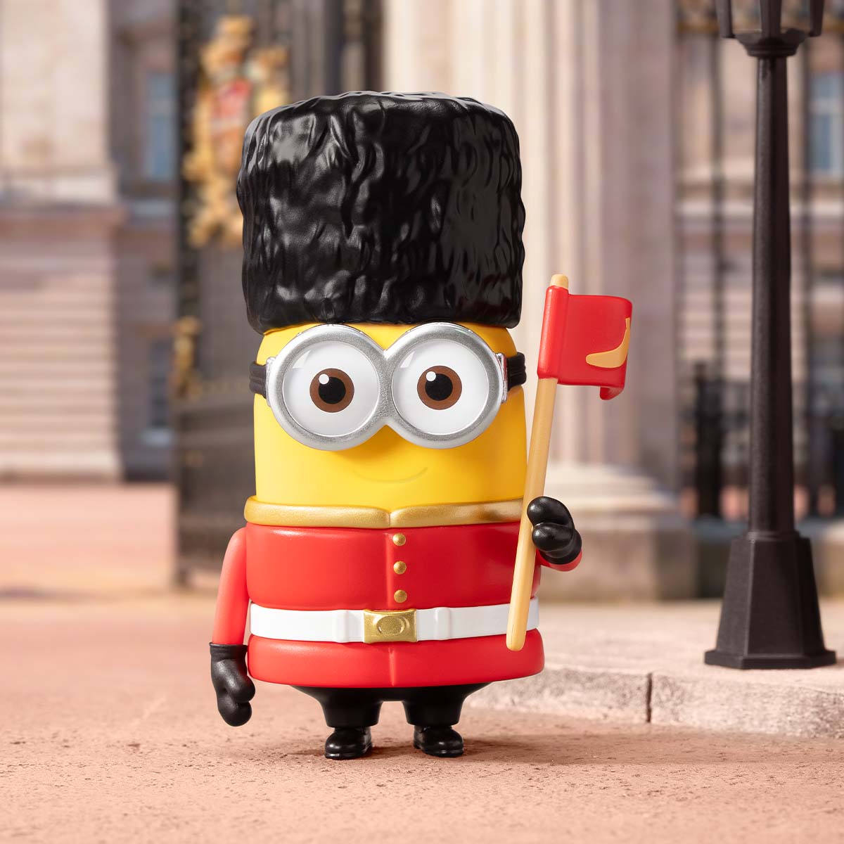 Đồ Chơi Mô Hình Minions Bello World Series Figures POP MART 6941313055537