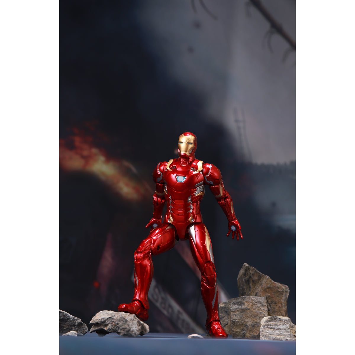 Iron Man MK46 Combat Figure with Integrated Light Platform - Mô hình chiến đấu tích hợp bệ ánh sáng - ZD TOYS 1606-02