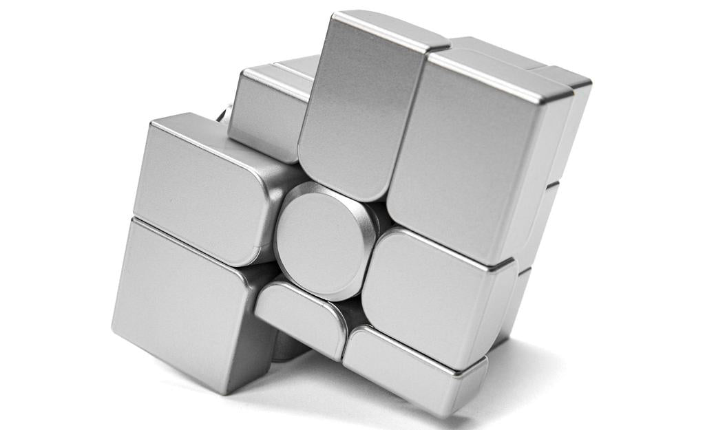 MoYu Mirror V2 (Magnetic, Ball-Core, UV Coated)