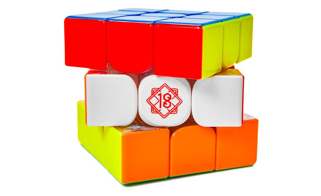 MoYu Super WeiLong 3x3 V2 (Magnetic, MagLev, 20-Magnet Ball-Core) - 18th Anniversary Edition