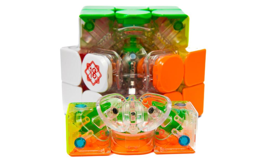 MoYu WeiLong AI 3x3 V11 (Magnetic, MagLev, Ball-Core, UV Coated) - 18th Anniversary Edition