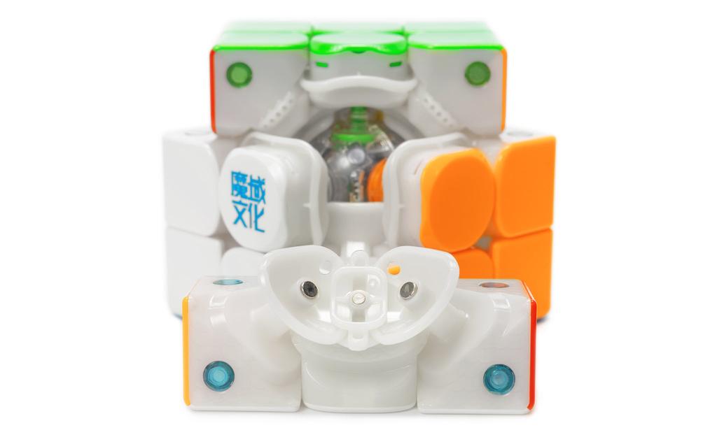 MoYu WeiLong AI 3x3 V11 (Magnetic, MagLev, Ball-Core, UV Coated)