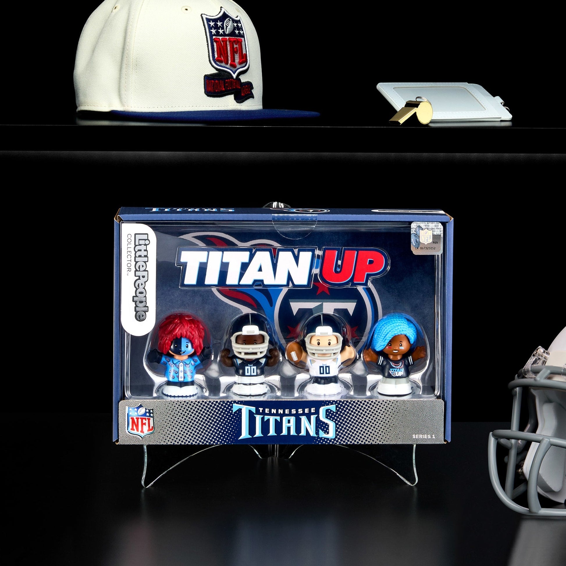 Little People Collector x NFL Tennessee Titans Set - Bộ 4 Mô Hình Nhân Vật Cầu Thủ & Cổ Động Viên Titans - Mattel Fisher-Price - Hình ảnh sản phẩm