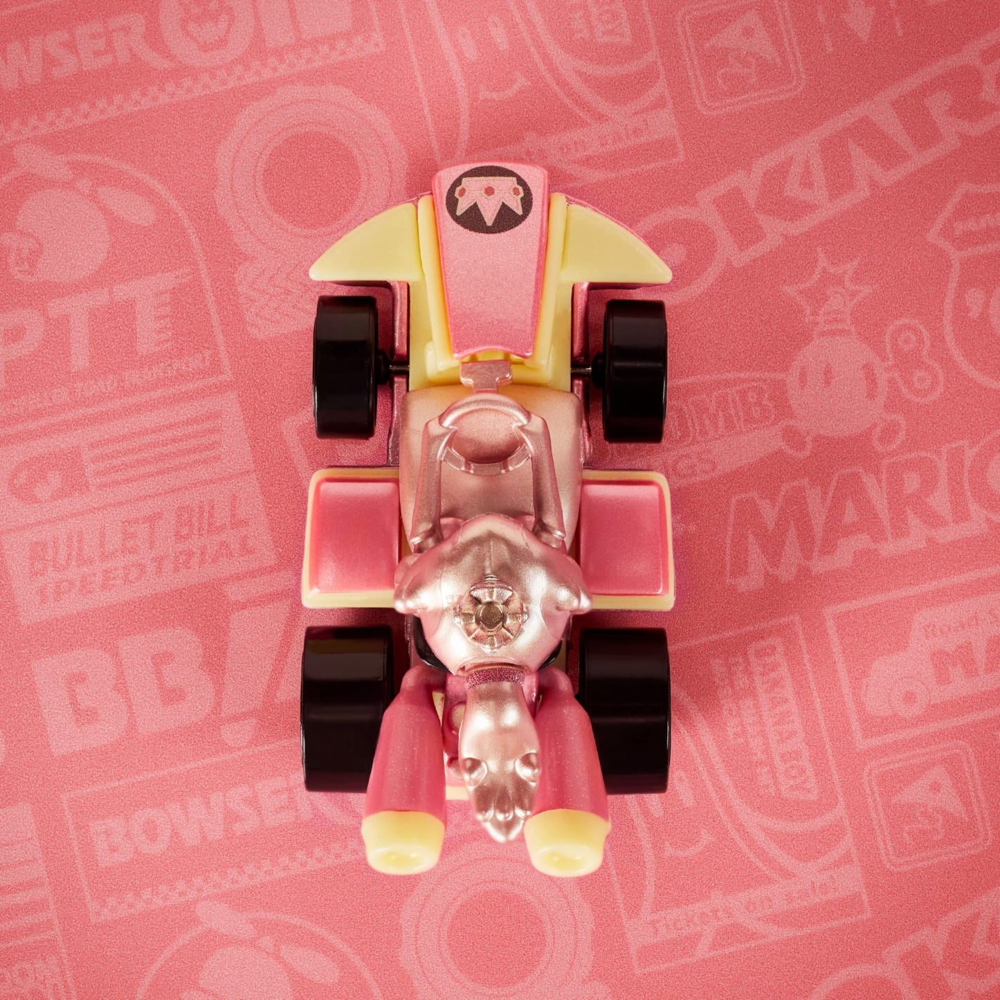 Hot Wheels Mario Kart Pink Gold Peach Collectible Vehicle - Xe Mô Hình Sưu Tầm - Mattel HGT99 - Hình ảnh bổ sung 5