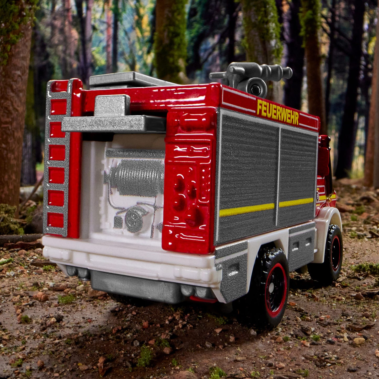 Matchbox Collectors Mercedes-Benz Unimog Fire Truck - Xe Cứu Hỏa Mô Hình Kim Loại Cao Cấp