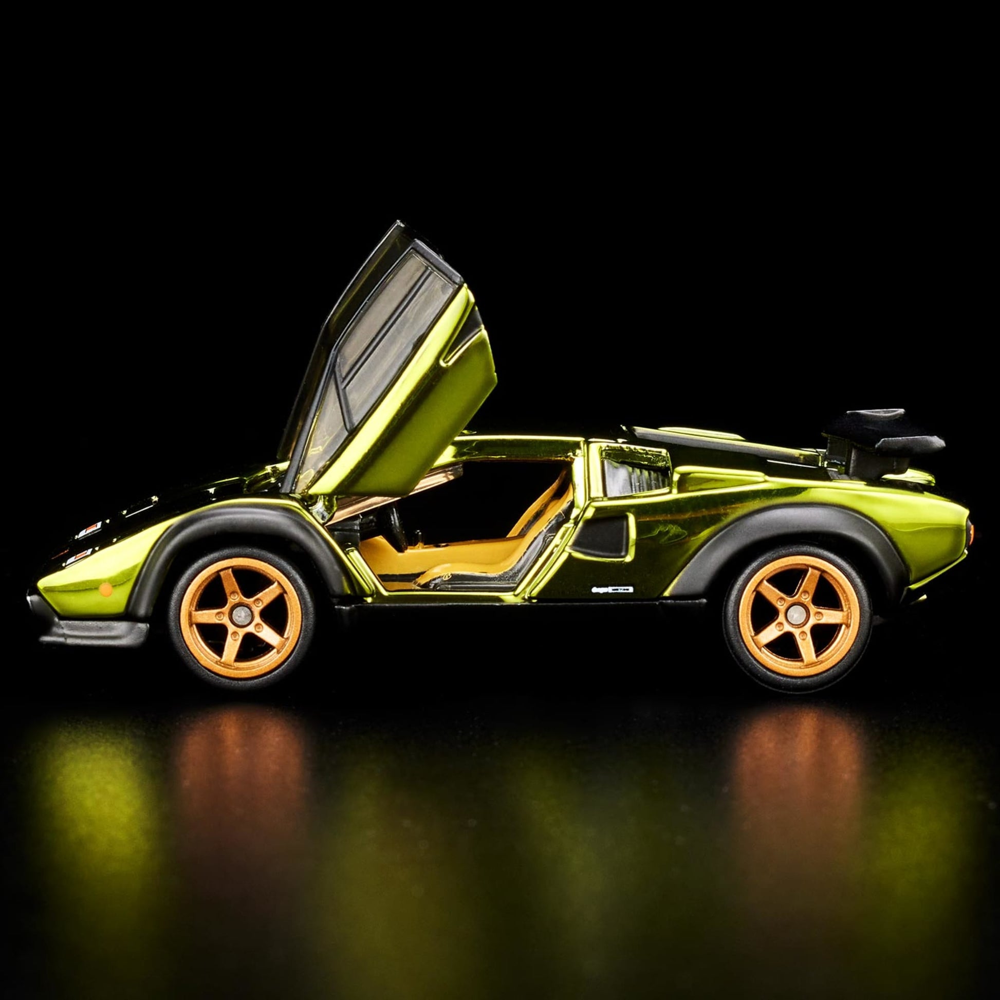 RLC EXCLUSIVE ’82 LAMBORGHINI COUNTACH LP 500 S - Mô Hình Siêu Xe Hot Wheels HGW20 - Hình ảnh bổ sung 4