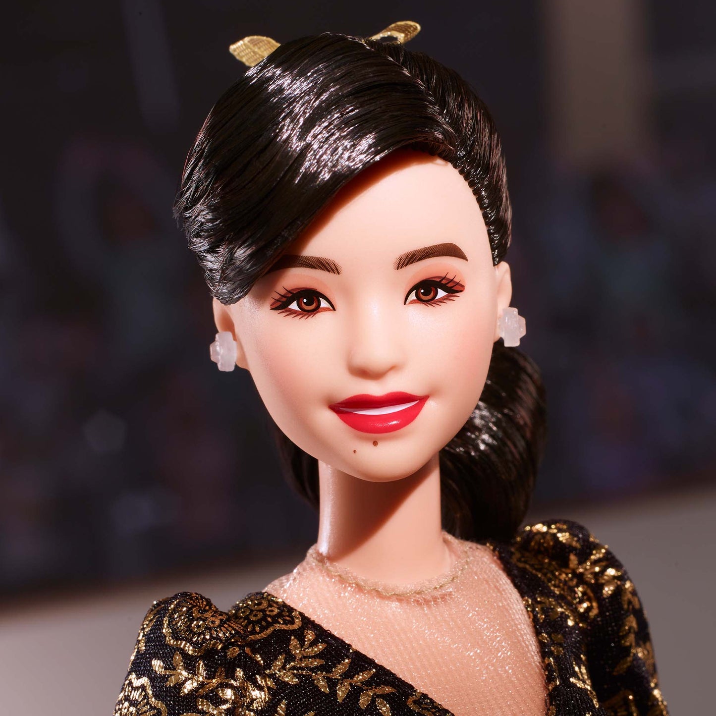Barbie Inspiring Women Kristi Yamaguchi Doll - Búp Bê Sưu Tầm Figure Cao Cấp - Barbie Signature - Hình ảnh bổ sung 6