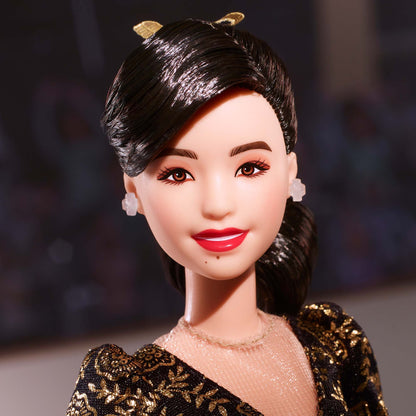 Barbie Inspiring Women Kristi Yamaguchi Doll - Búp Bê Sưu Tầm Figure Cao Cấp - Barbie Signature - Hình ảnh bổ sung 6