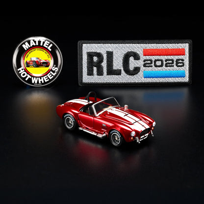 Hot Wheels Premium Car Culture 2-Pack 2004 Volkswagen Gold R32 & Volkswagen Golf MK7