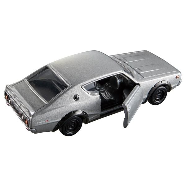 Tomica Premium No. 17 Nissan Skyline 2000 GT-R KPGC110