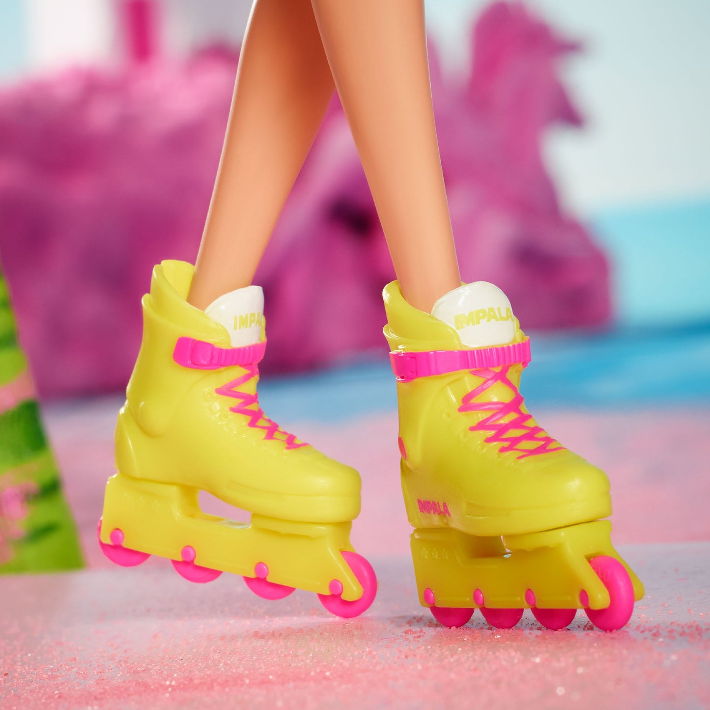 Barbie in Inline Skating Outfit – Barbie The Movie - Búp bê Sưu tầm Patin Neon - Mattel Mattel - ảnh 1 - Collectible Doll