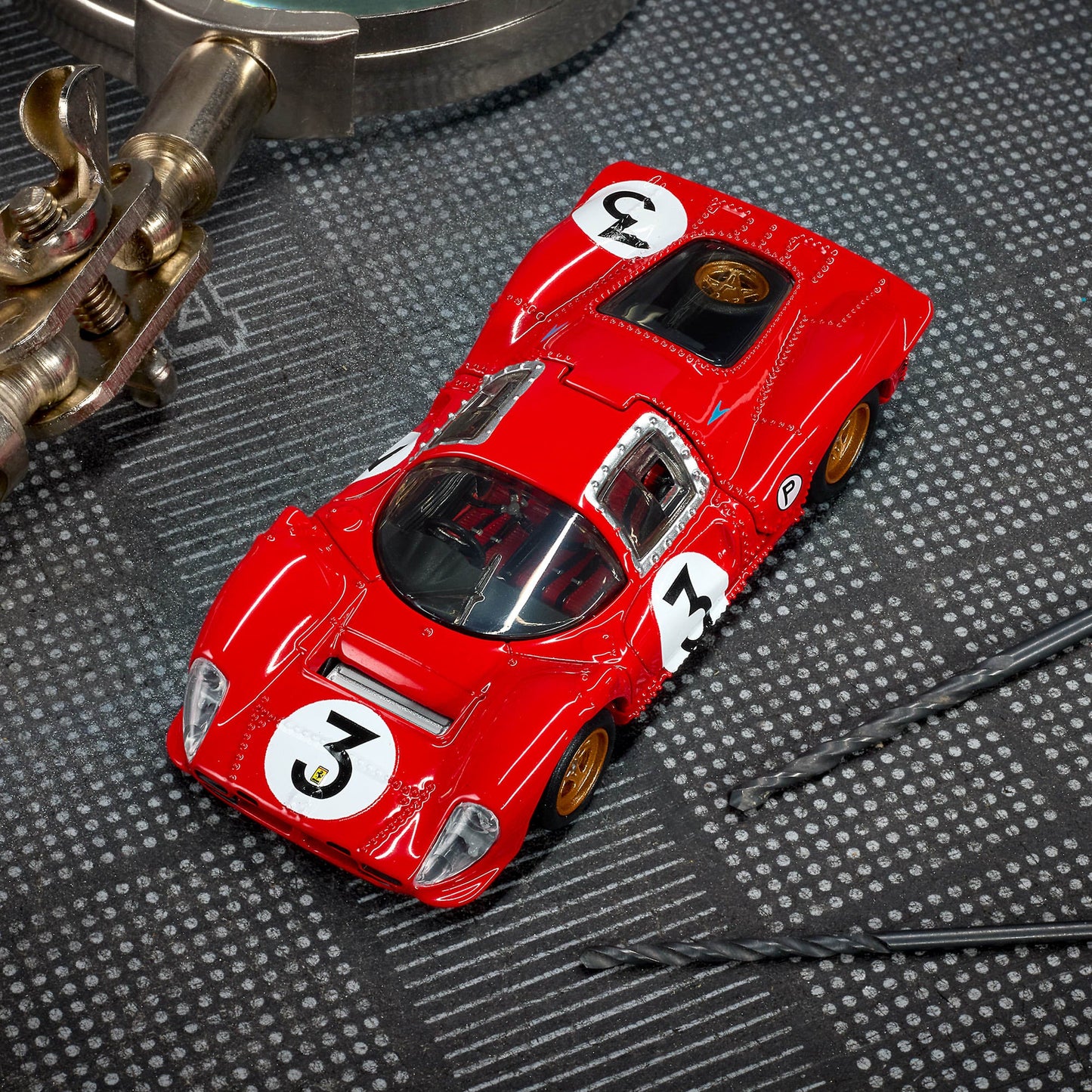 Hot Wheels® Elite 64 1967 Ferrari 330 P4