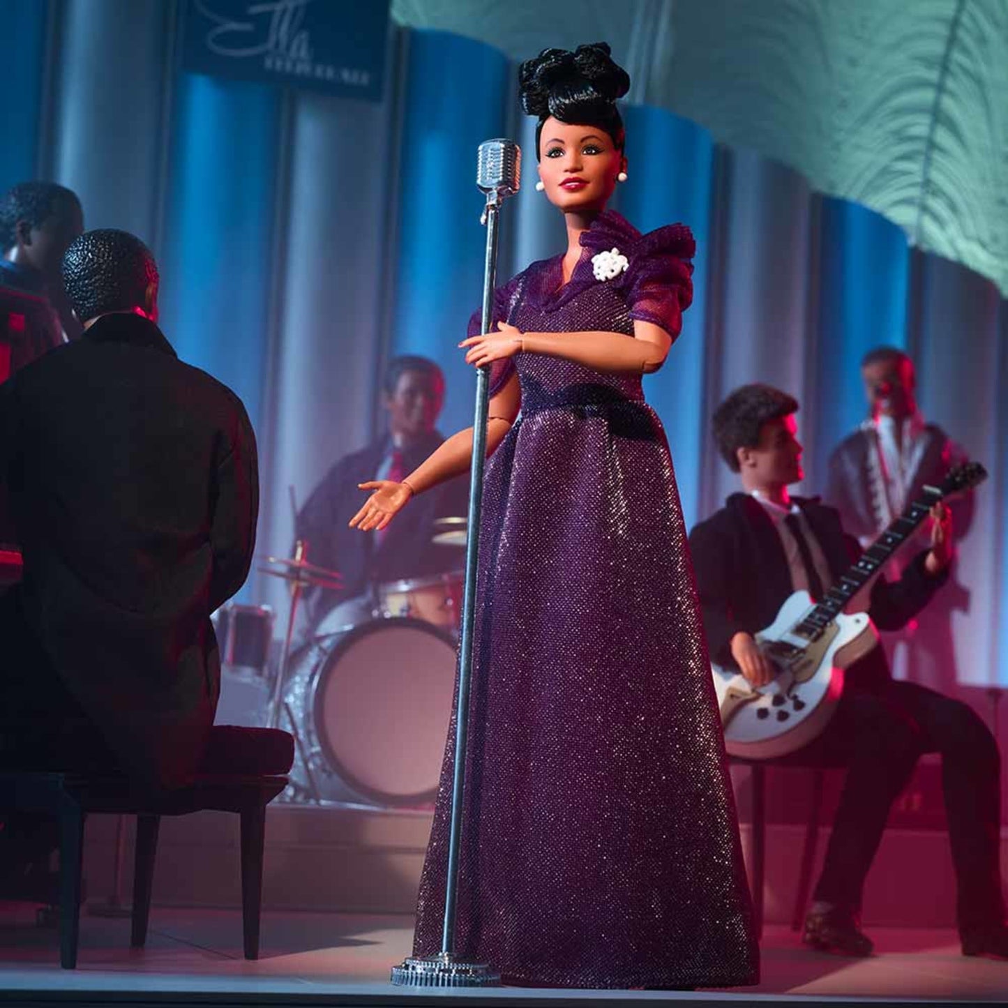 Ella Fitzgerald Barbie Inspiring Women Doll - Búp bê sưu tầm Series Phụ nữ Truyền cảm hứng - Barbie Signature - Hình ảnh chi tiết 2