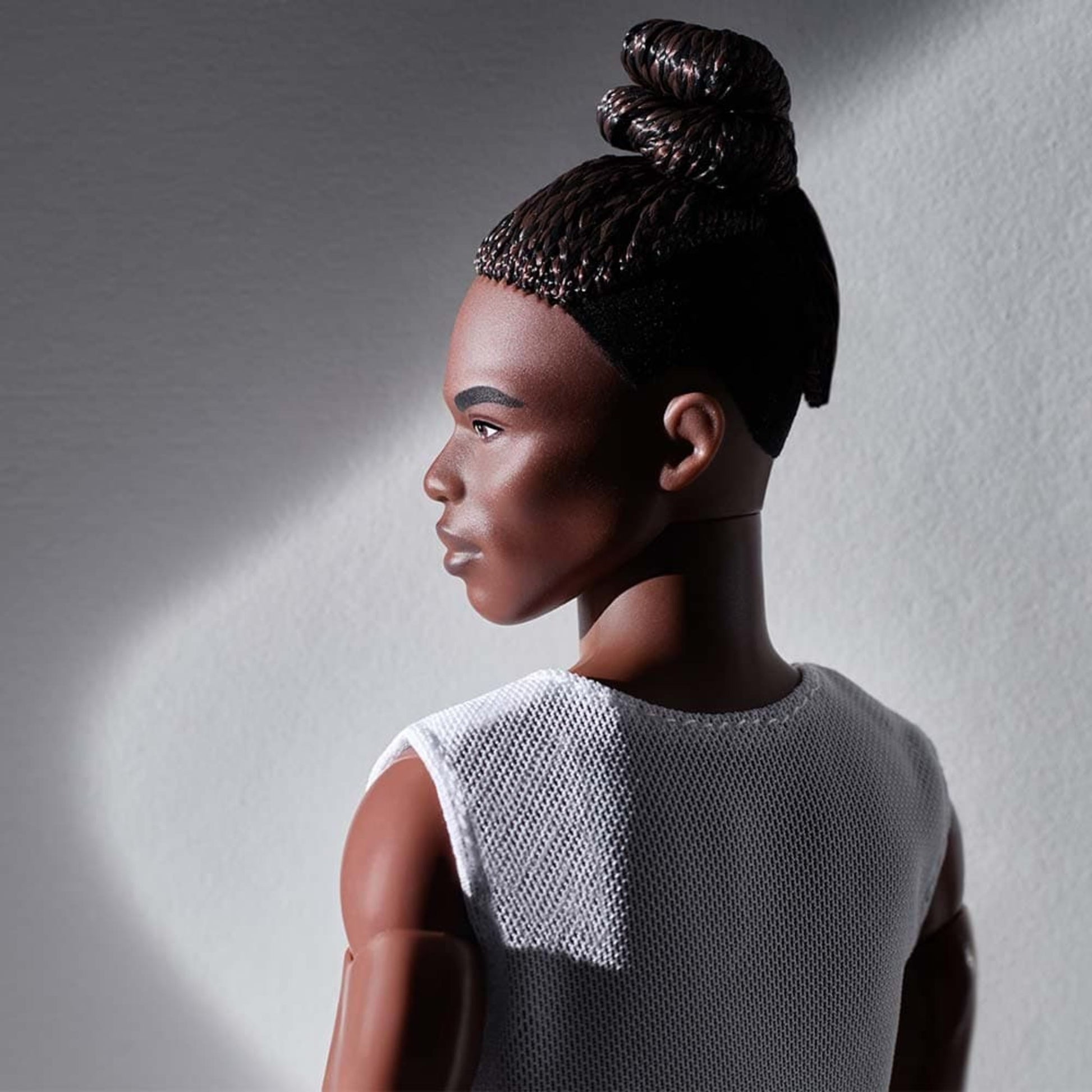 Barbie Looks Ken Doll (Brunette with Braids & Bun Hairstyle) - Búp Bê Ken Thời Thượng Dòng Black Label - Mattel GXL14 - Hình ảnh bổ sung 8