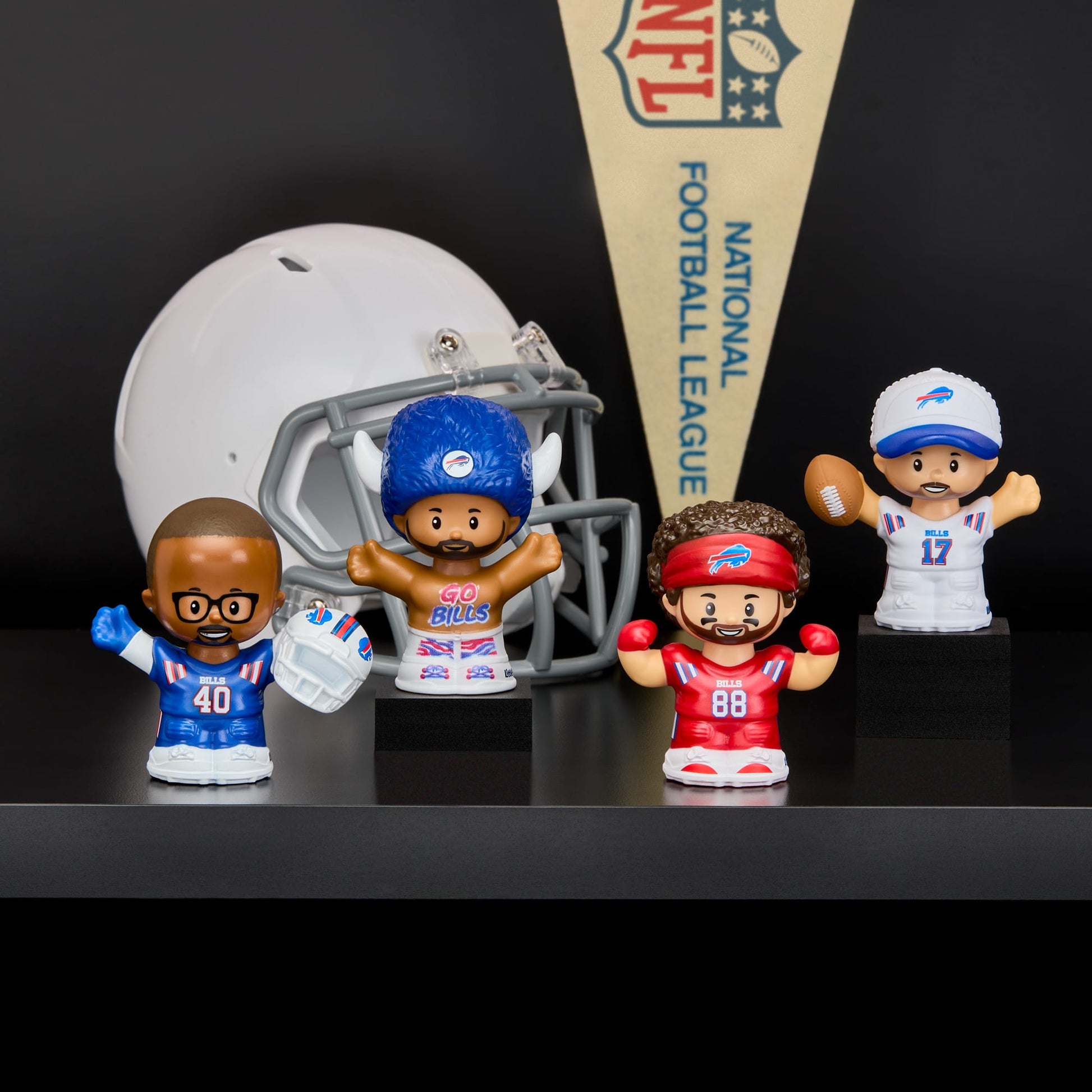 Little People Collector x NFL Buffalo Bills Set - Bộ Mô Hình Nhân Vật Thể Thao - Mattel - Góc nhìn khác 3