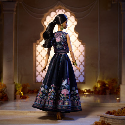 Diwali Barbie Doll by Anita Dongre - Búp Bê Barbie Sưu Tầm Lễ Hội Ánh Sáng - Barbie Signature - Hình ảnh chi tiết 2