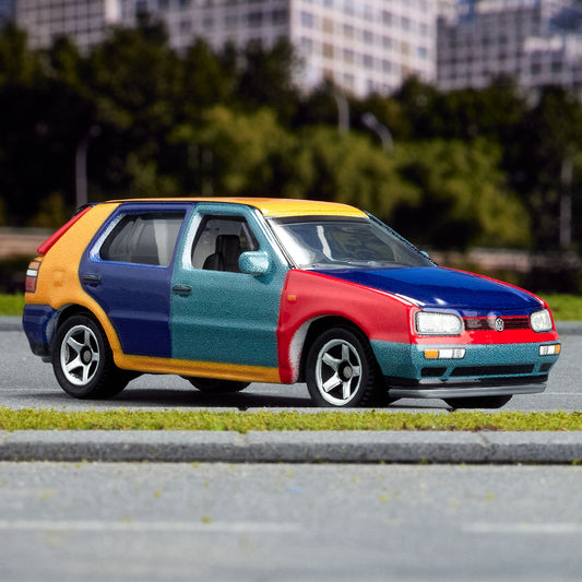 Matchbox 1995 Volkswagen Golf Harlequin - Mô Hình Xe Ô Tô Sưu Tầm Tỉ Lệ 1:64 Matchbox Collectors - Hình ảnh chi tiết 2