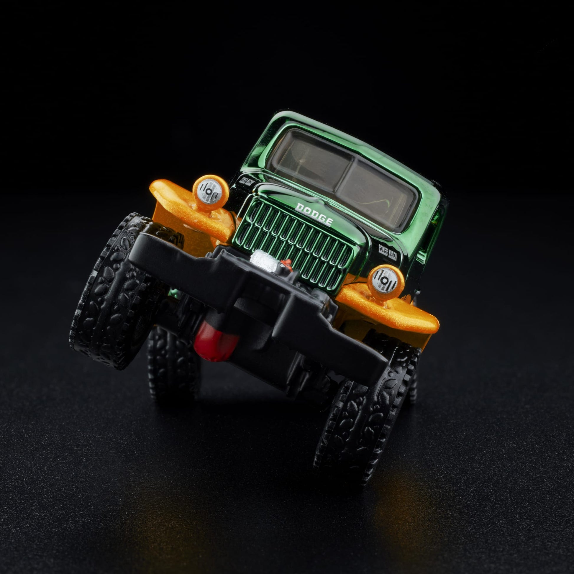 RLC Exclusive Holiday 1952 Dodge Power-Wagon Xe Mô Hình Kim Loại Cao Cấp Hot Wheels Collectors - Hình ảnh bổ sung 7