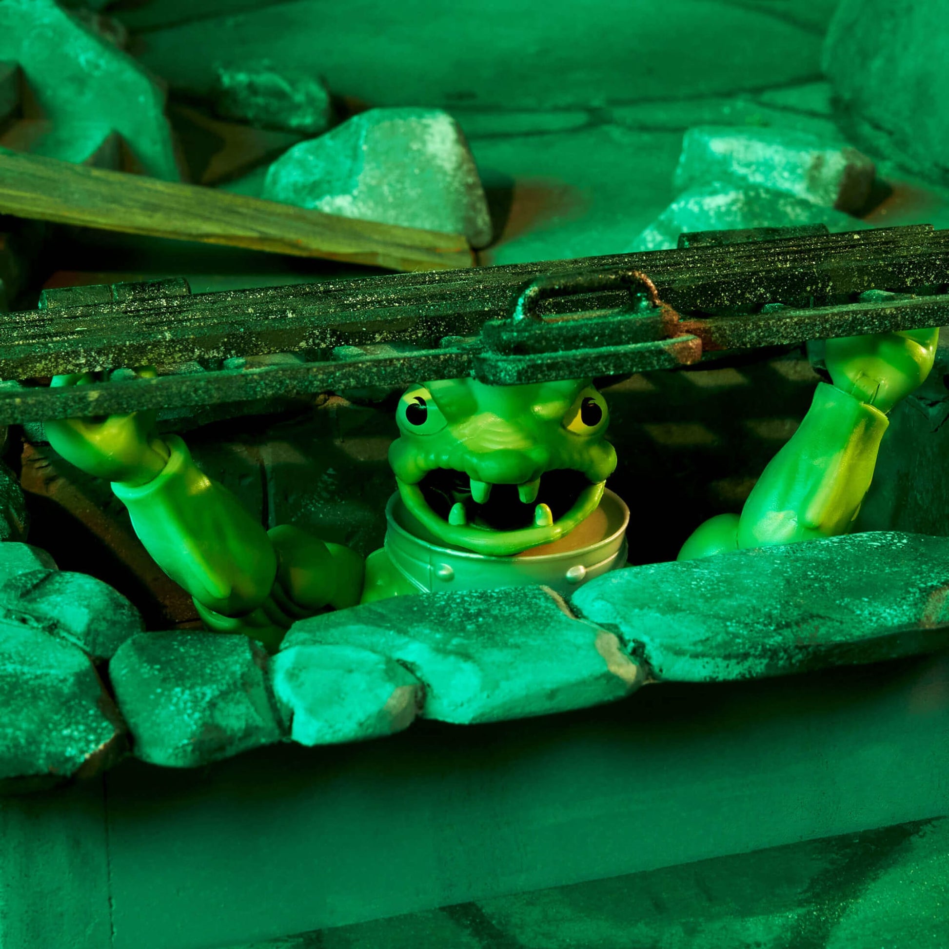 MOTU Origins Frog Monger Figure - Mô Hình Nhân Vật Hành Động Masters of the Universe - Mattel Creations - Góc nhìn khác 3