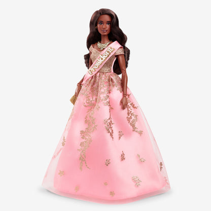 President Barbie in Pink and Gold Dress – Barbie The Movie Búp Bê Tổng Thống Sưu Tầm Mattel Signature - Góc nhìn khác 3