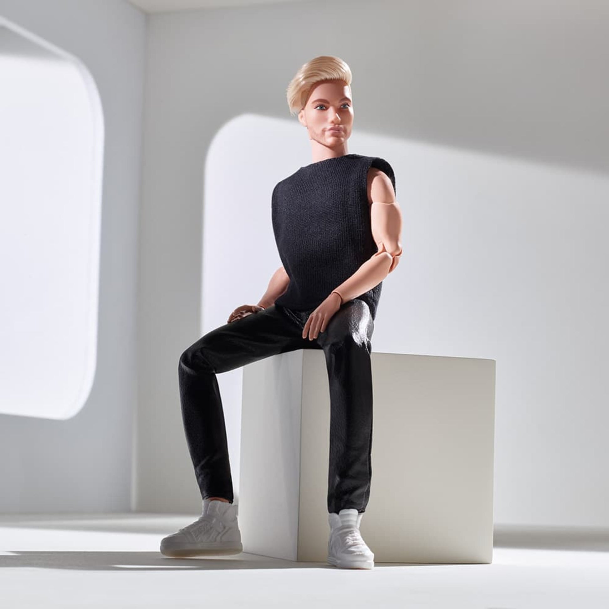 Barbie Looks Ken Doll (Blonde with Facial Hair) - Búp Bê Ken Tóc Vàng Có Râu Sưu Tầm Barbie Signature - Hình ảnh chi tiết 2