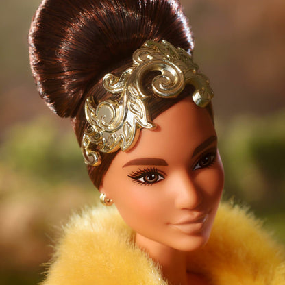 Guo Pei Barbie Doll Wearing Golden-Yellow Gown - Búp bê Sưu tầm Cao cấp Barbie Signature