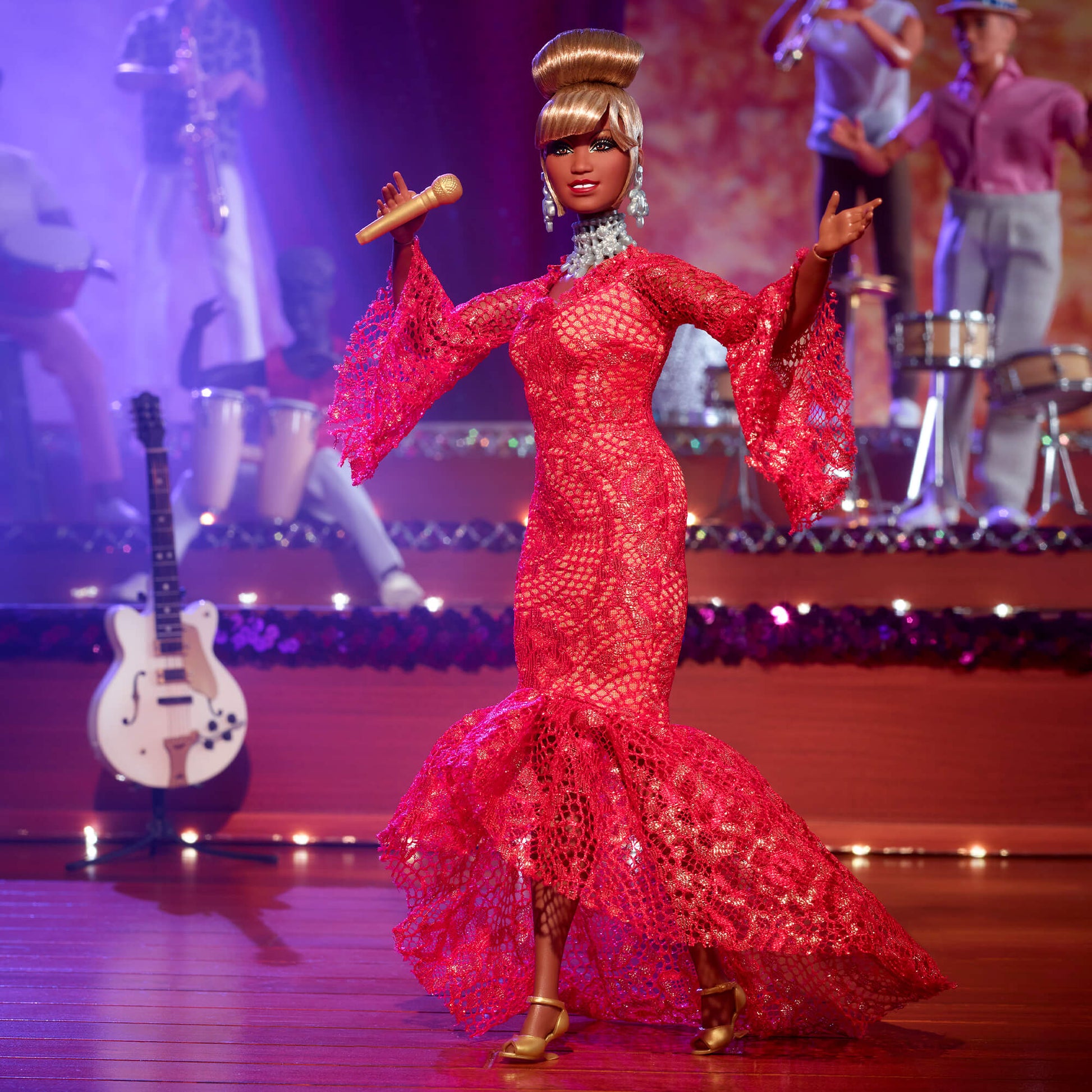 Barbie Inspiring Women Celia Cruz Doll - Búp Bê Sưu Tầm Nghệ Sĩ Salsa - Barbie Signature - Góc nhìn khác 3