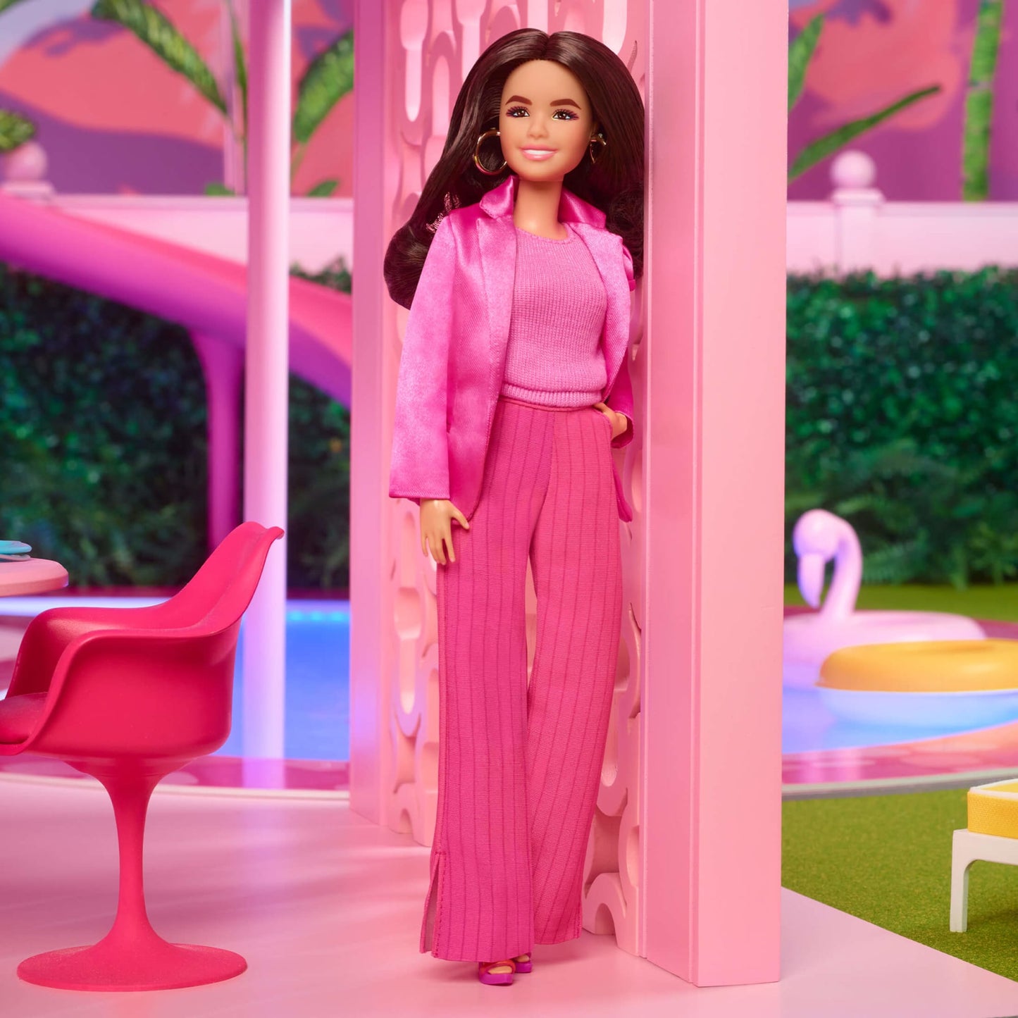 Gloria Doll Wearing Pink Power Pantsuit – Barbie The Movie - Búp Bê Sưu Tầm Chính Hãng Mattel Signature HPJ98 Mattel - ảnh 1 