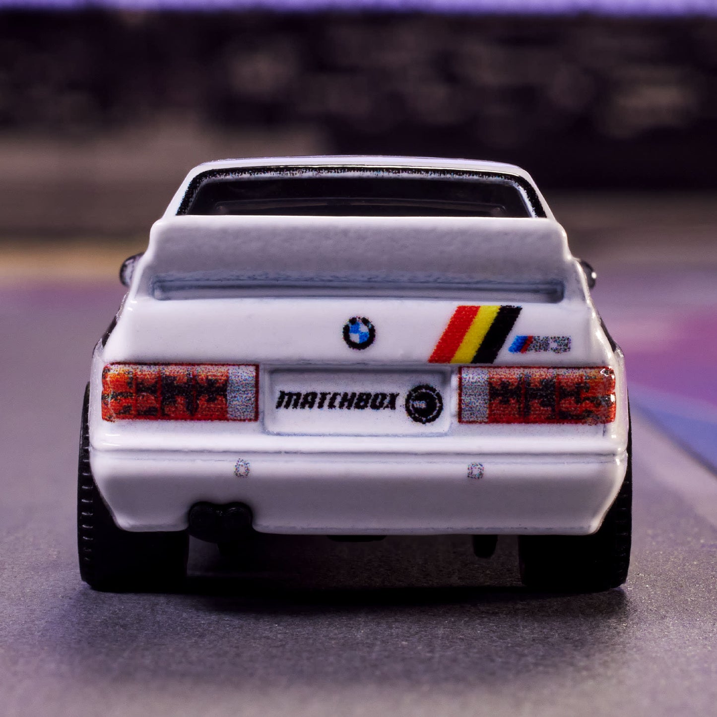 Matchbox 1993 BMW E30 M3 - Xe Mô Hình Tỉ Lệ 1:64 - Matchbox Collectors - Hình ảnh bổ sung 7