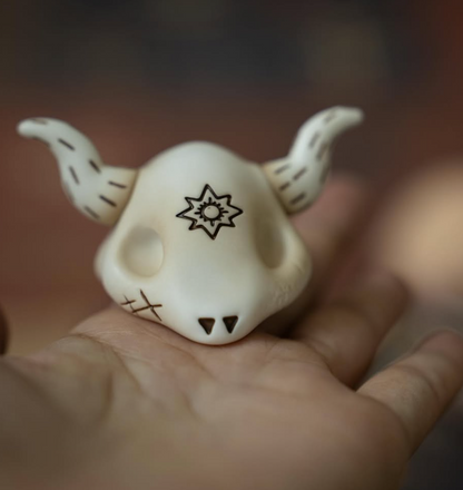 Pucky - Stoneage Pluto Mô Hình Art Toy Cao Cấp One Little Planet