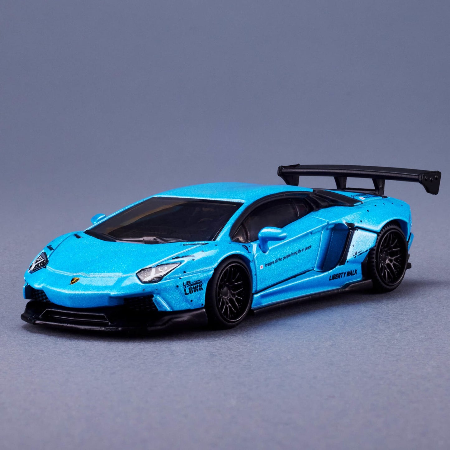 Elite 64 Series LBWK Lamborghini Aventador LP 700-4 - Mô hình xe tỉ lệ 1:64 Hot Wheels - Hình ảnh sản phẩm