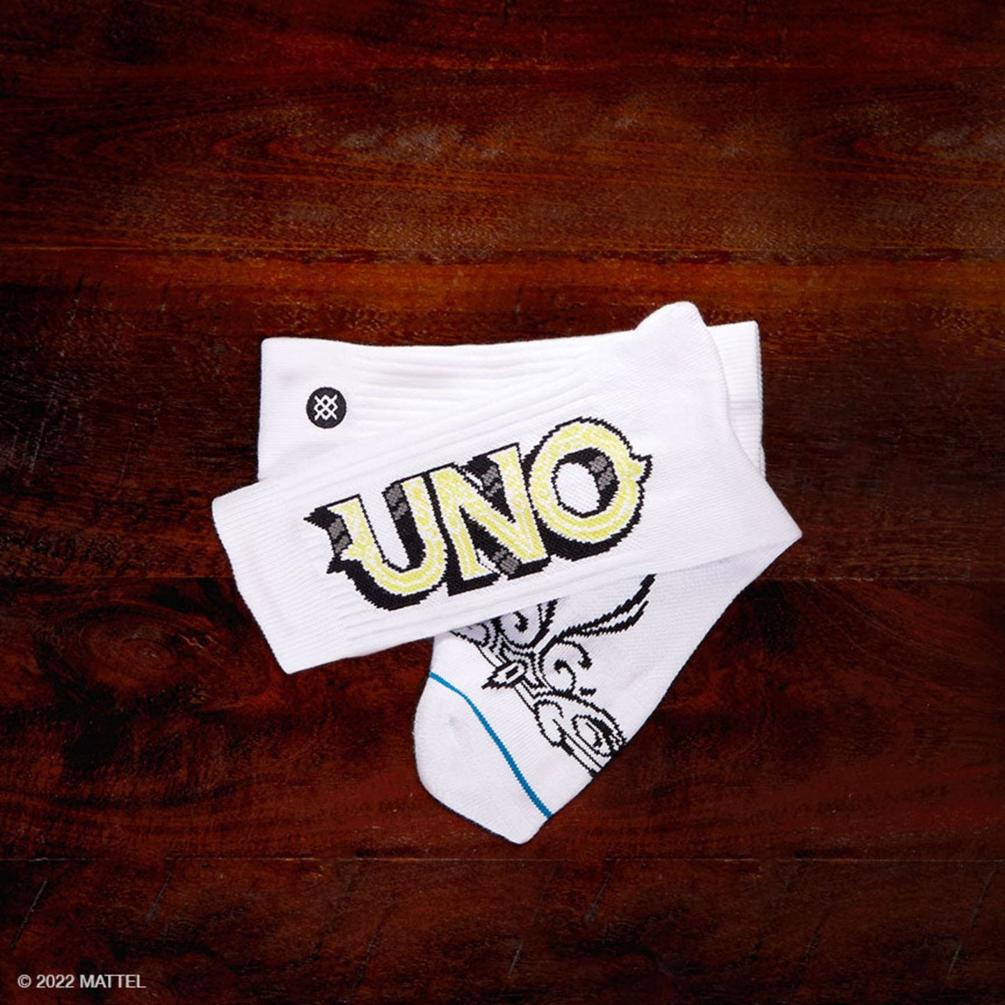 Mister Cartoon Stance UNO Box Set - Bộ Bài UNO Nghệ Thuật & Tất Cao Cấp - Mattel Creations - Góc nhìn khác 3