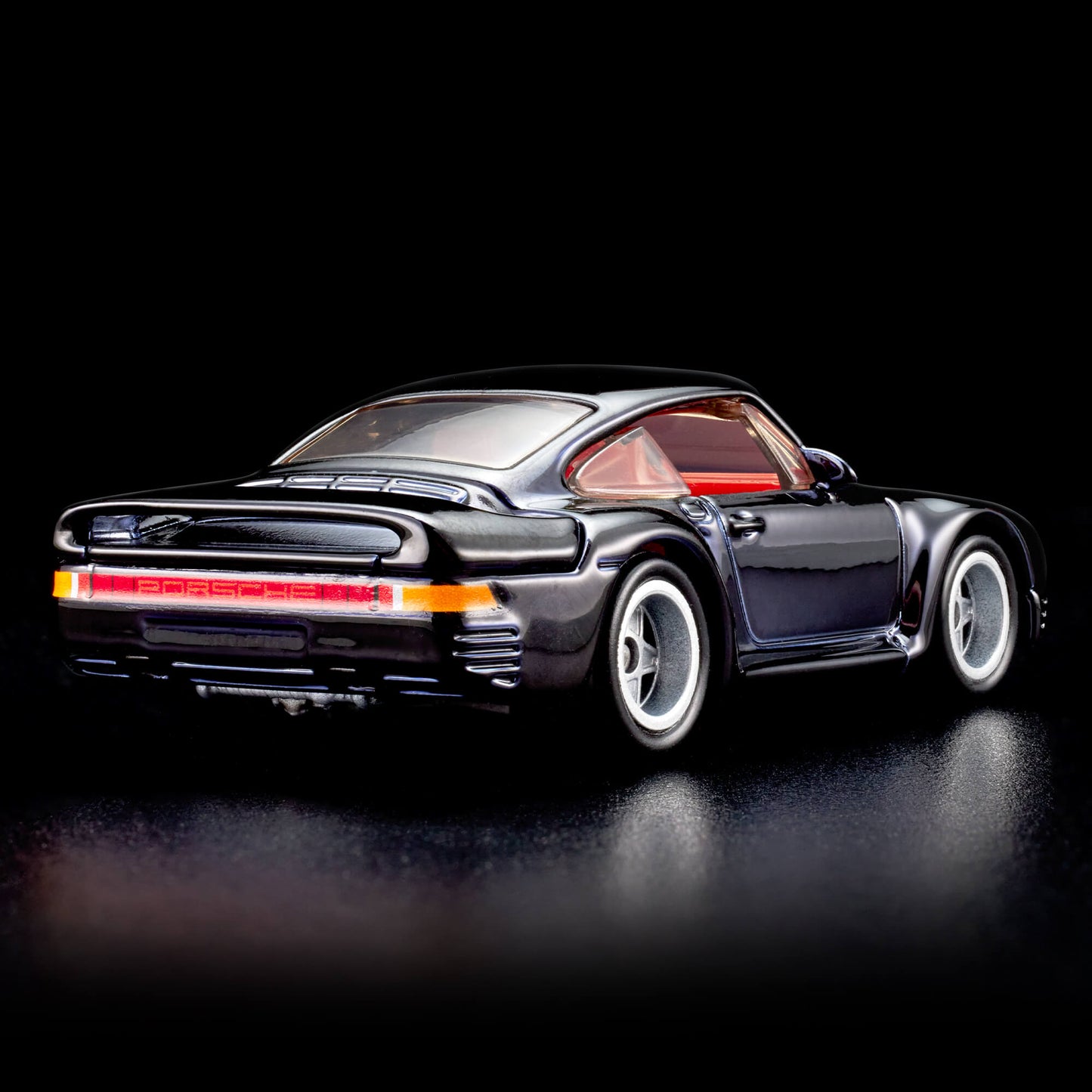 RLC Exclusive 1986 Porsche 959 Xe Mô Hình Tỉ Lệ 1:64 Hot Wheels - Góc nhìn khác 3