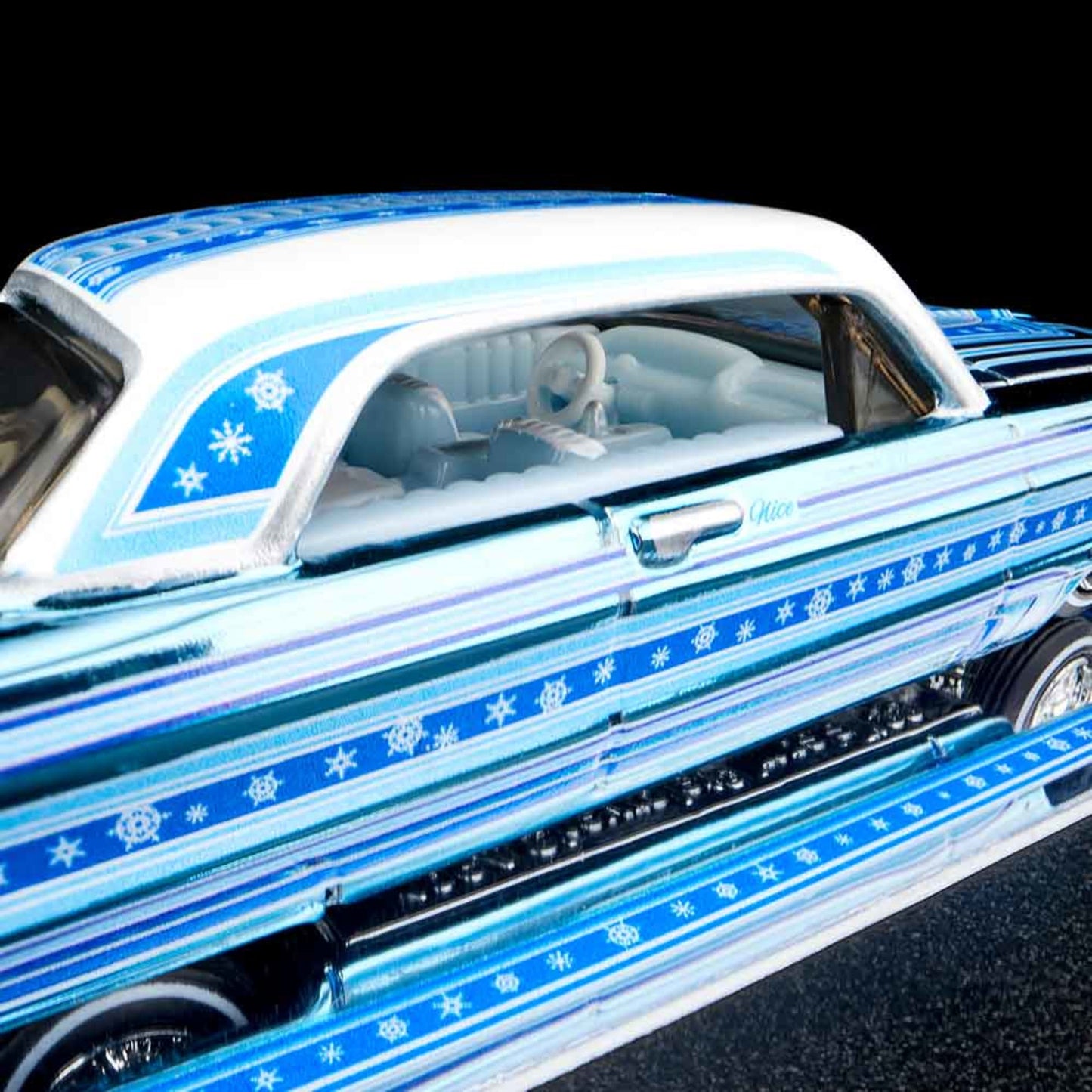 RLC Exclusive Holiday ’64 Impala - Mô Hình Xe Cơ Bắp Sưu Tầm Hot Wheels Red Line Club