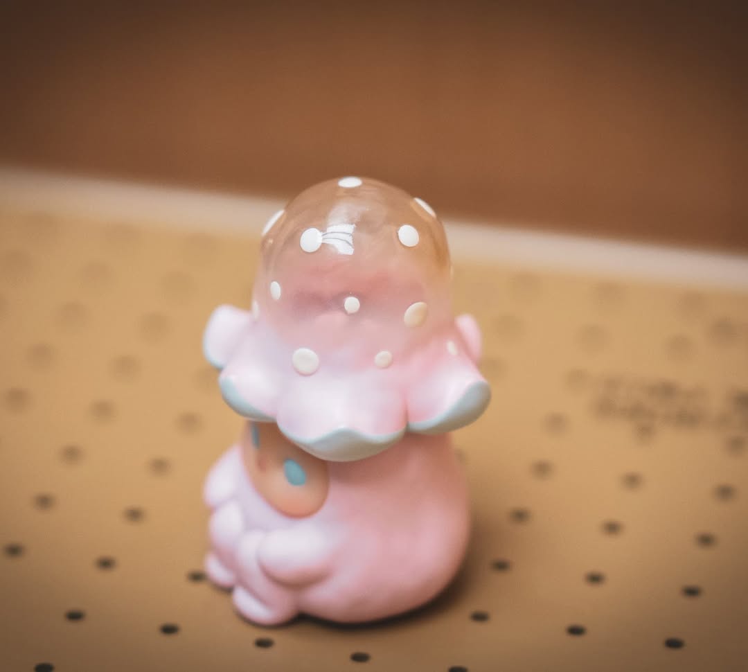 Pucky - Mushroom Beanie - Tall Pink Hat - Mô hình Art Toy One Little Planet