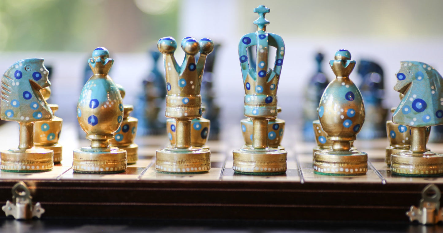 The Steady Riser - Sydney Gruber Painted 20" Large King's Inlaid Chess Set #9 - Bộ Cờ Vua Gỗ Vẽ Tay Nghệ Thuật - Góc nhìn khác 3
