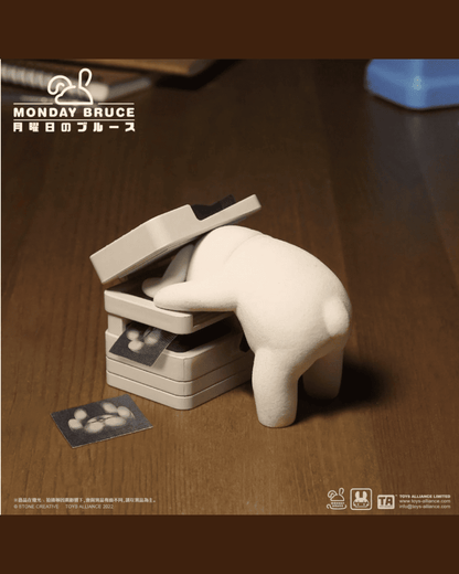Monday Bruce My Mood At Work vol.1 Blindbox Mô Hình Art Toy TOYS ALLIANCE TOYS ALLIANCE - ảnh 1 - Blind Box