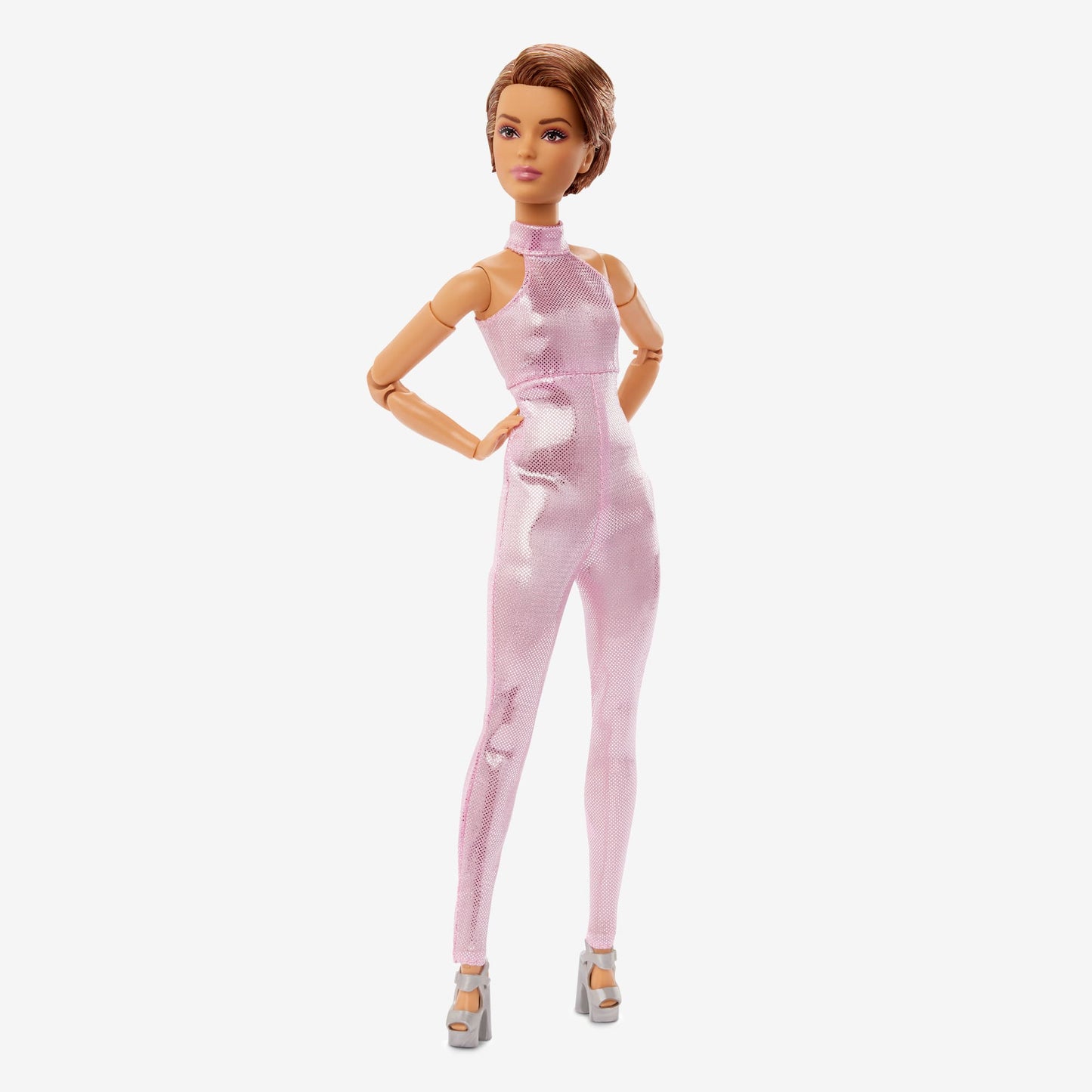 Barbie Looks Doll #22 (Petite, Short Auburn Hair) Búp bê khớp linh hoạt Barbie Signature Mattel HRM14 - Hình ảnh sản phẩm
