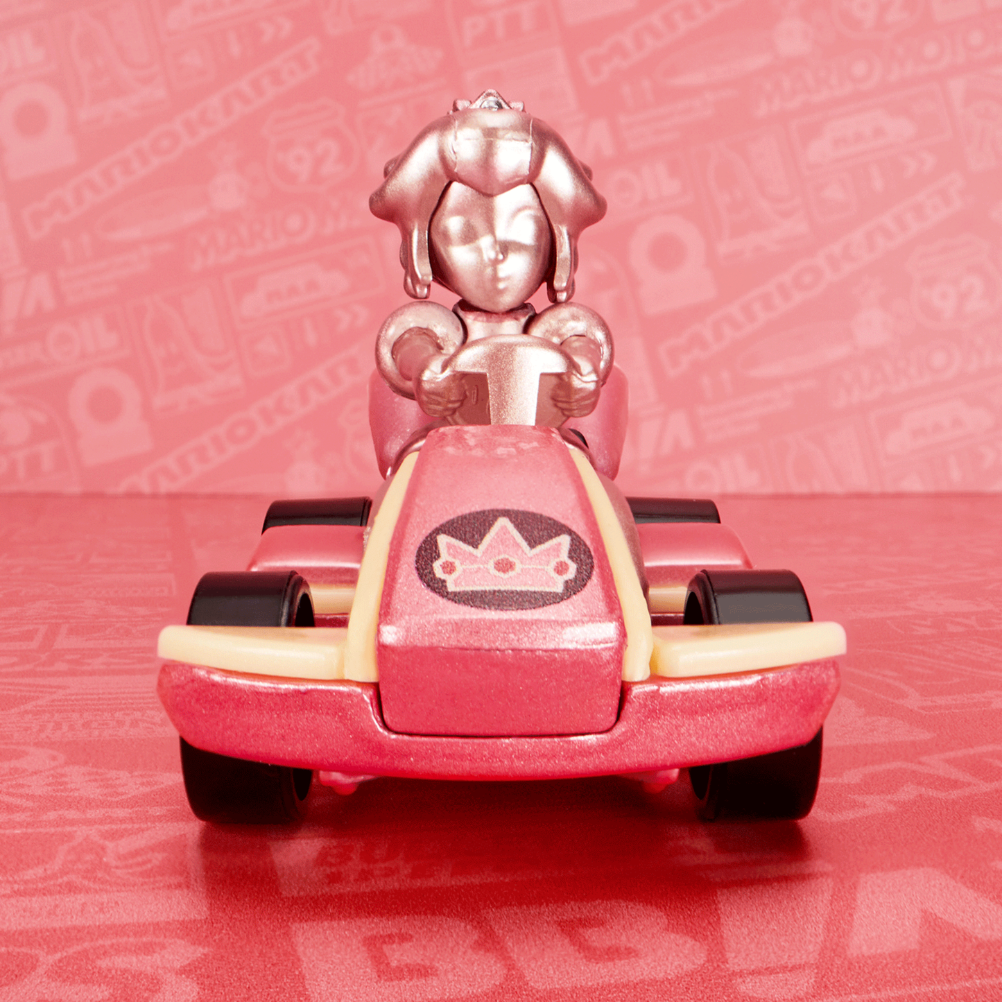Hot Wheels Mario Kart Pink Gold Peach Collectible Vehicle - Xe Mô Hình Sưu Tầm - Mattel HGT99 - Hình ảnh bổ sung 4